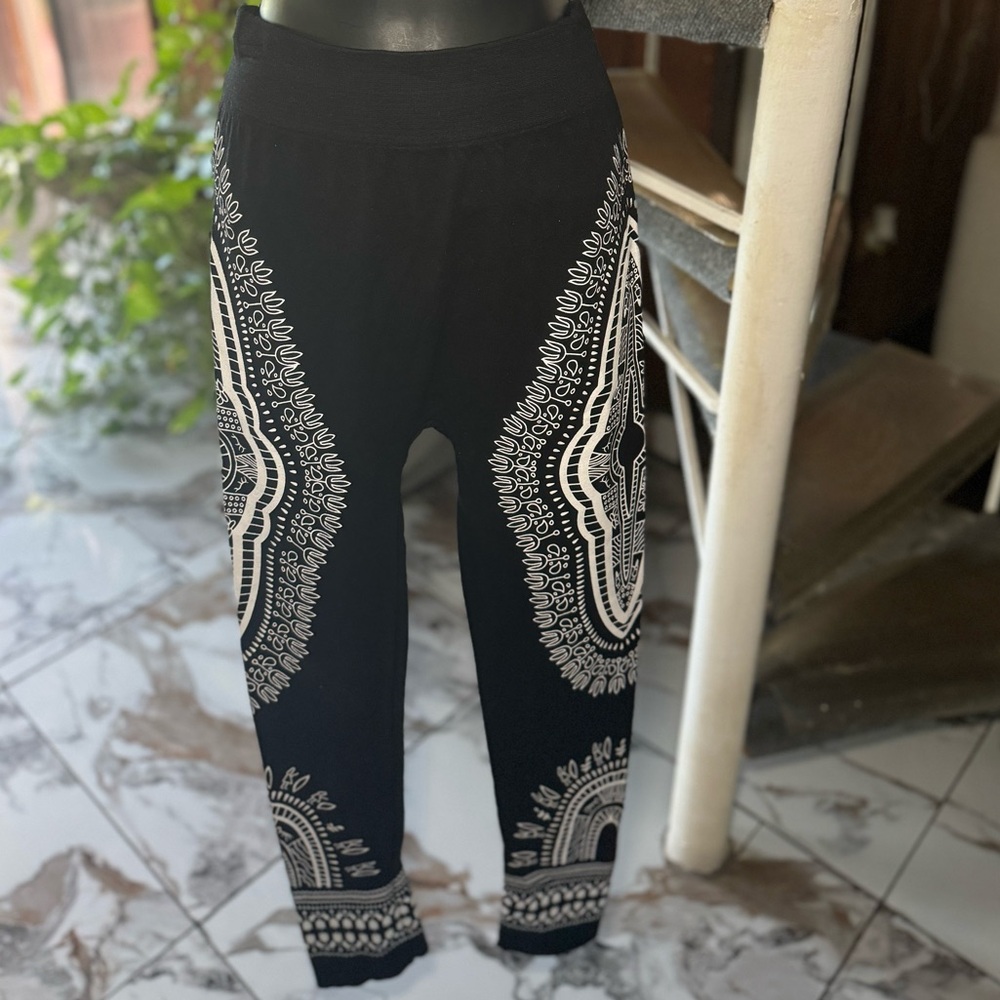 Black and White Patterned Women's Pants